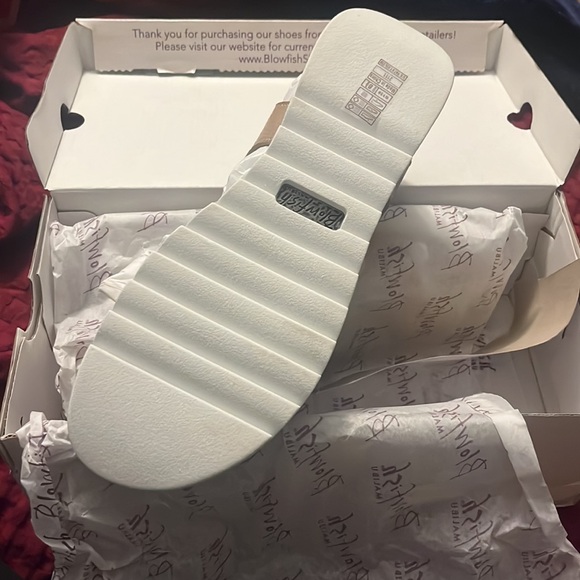New with Box Blowfish Sandals!! - Picture 2 of 4
